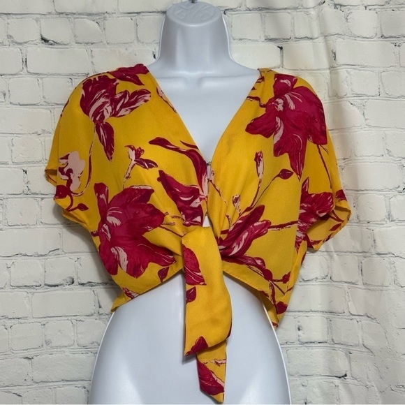 Color me Courtney cropped tie waist size 2 - Picture 6 of 8